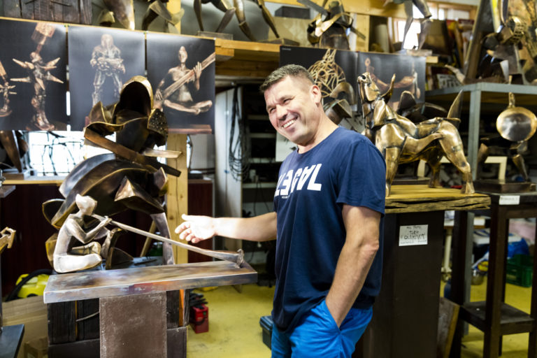 Akademický sochár, Ján Ťapák